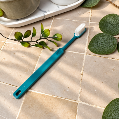 Brosse à dents rechargeable en bio-plastique